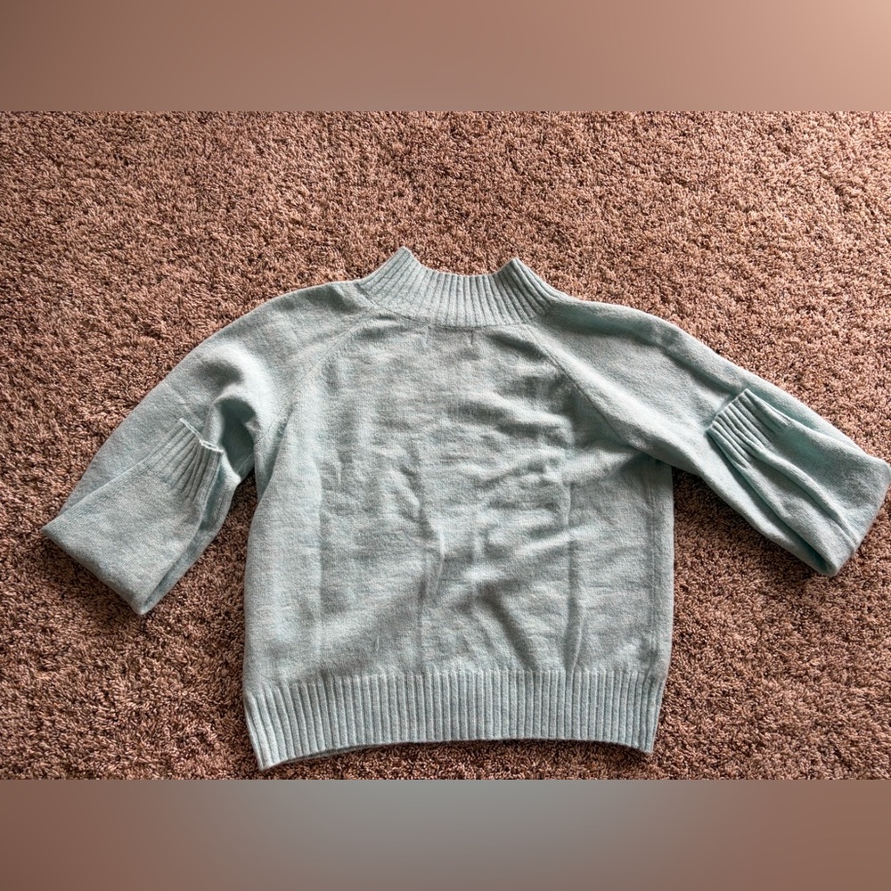 Like new Banana Republic sweater in sea green. - Picture 2 of 2